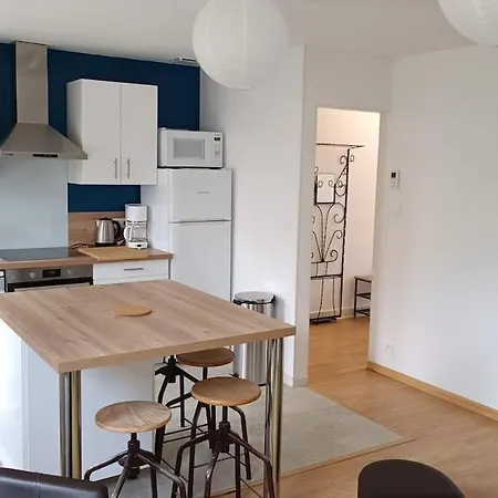 Nyaraló Maison De Plein Pied Avec Jardin Poitiers