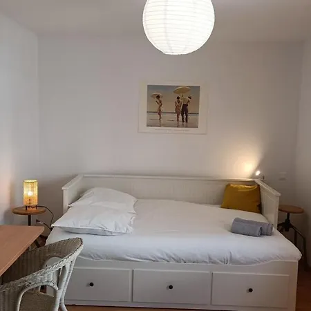 Maison De Plein Pied Avec Jardin Nyaraló *